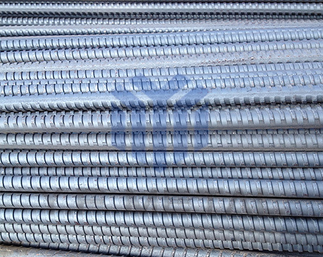 Right-handed threaded steel rock bolt