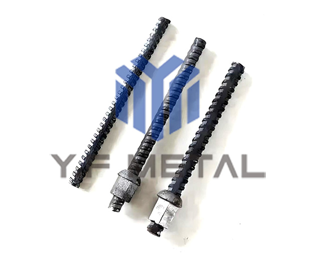 Right-handed threaded steel rock bolt