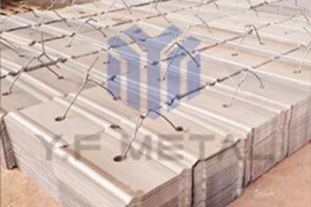 M-shaped steel guard plate